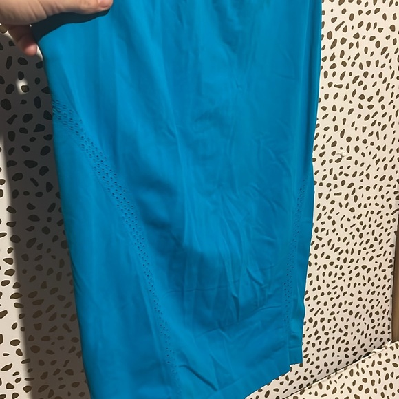 Gap fit tank - Picture 2 of 5